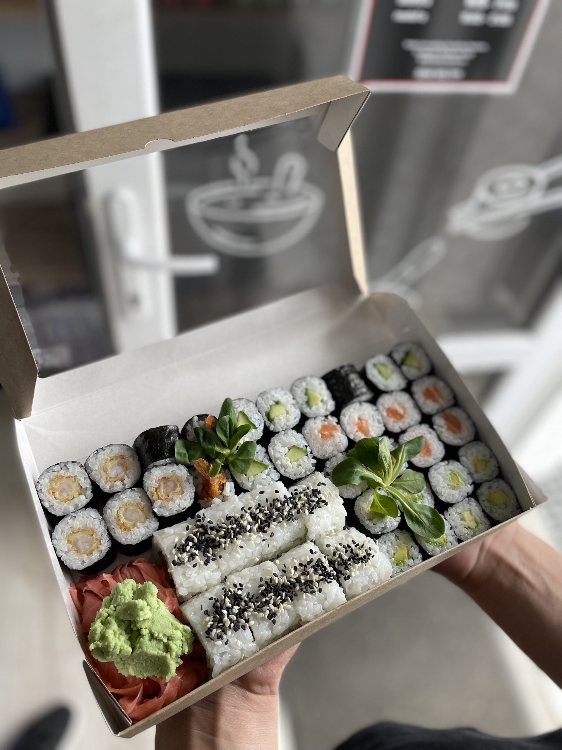 Sushi-Kombinacia-sushipoint